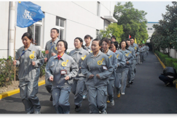 我們將繼續(xù)堅持高品質(zhì)產(chǎn)品定位，堅持技術(shù)服務(wù)創(chuàng)新，為客戶提供優(yōu)質(zhì)的產(chǎn)品及服務(wù)，與國內(nèi)外同行攜手并進，為